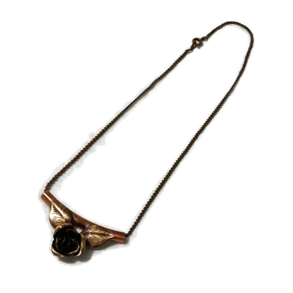 👛2/$20👛Vintage Copper Rose Pendant Necklace